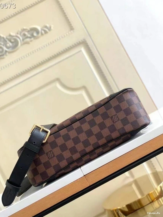 ODÉON MM LOUIS VUITTON 0307